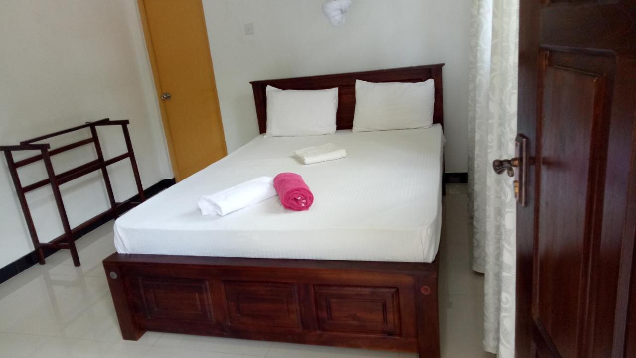Umaya Holiday Home Anuradhapura Exterior foto