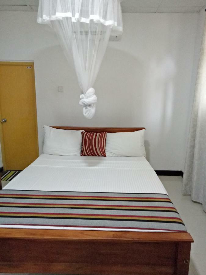 Umaya Holiday Home Anuradhapura Exterior foto