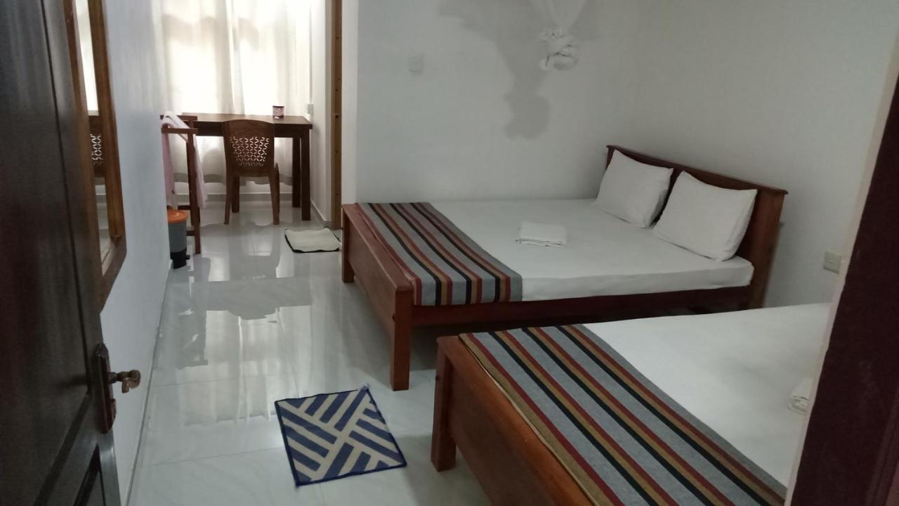 Umaya Holiday Home Anuradhapura Exterior foto
